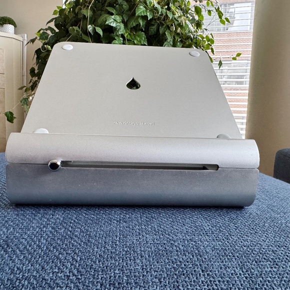Rain Design iLevel 2 Adjustable Height Laptop Stand/MacBook Riser, Ergonomic - Picture 2 of 9